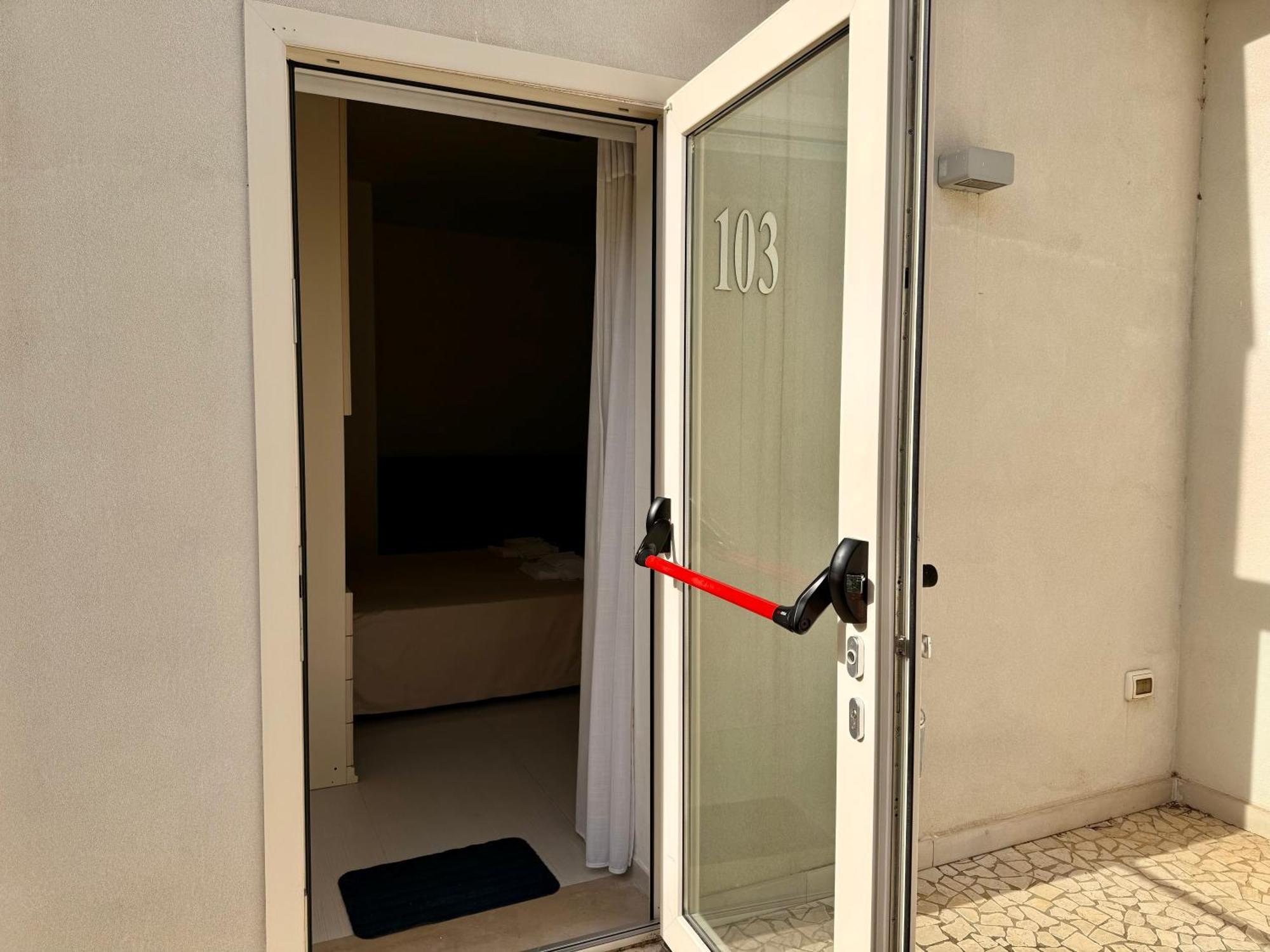 Baia Sangiorgio Hotel & Beach Club Bari Exteriér fotografie